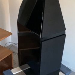 WILSON AUDIO SPEAKERS