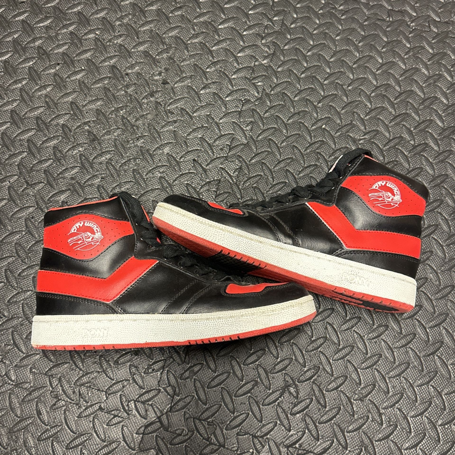Pony - Retro City Wings Basketball Shoes, Leather Upper, Black & Red, Size 10