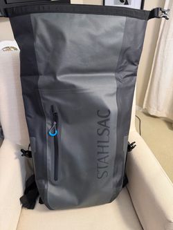 Brand new Hiking back pack ($40)