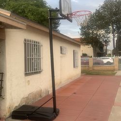 Basketball Hoop 