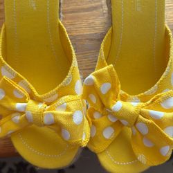 Woman’s Sandals 