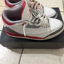 Jordan 3 Fire Reds