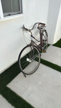 1970’s Huffy Women’s Cruiser Bike – Vintage Classic