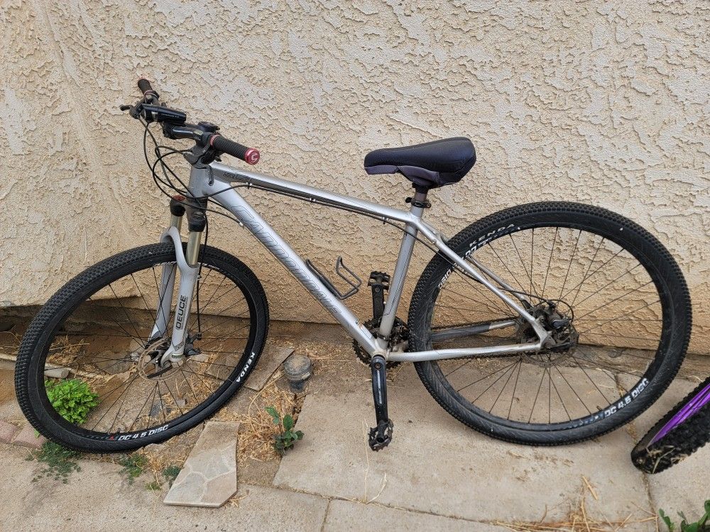 CONNONDALE MOUNTAIN BIKE!!!!