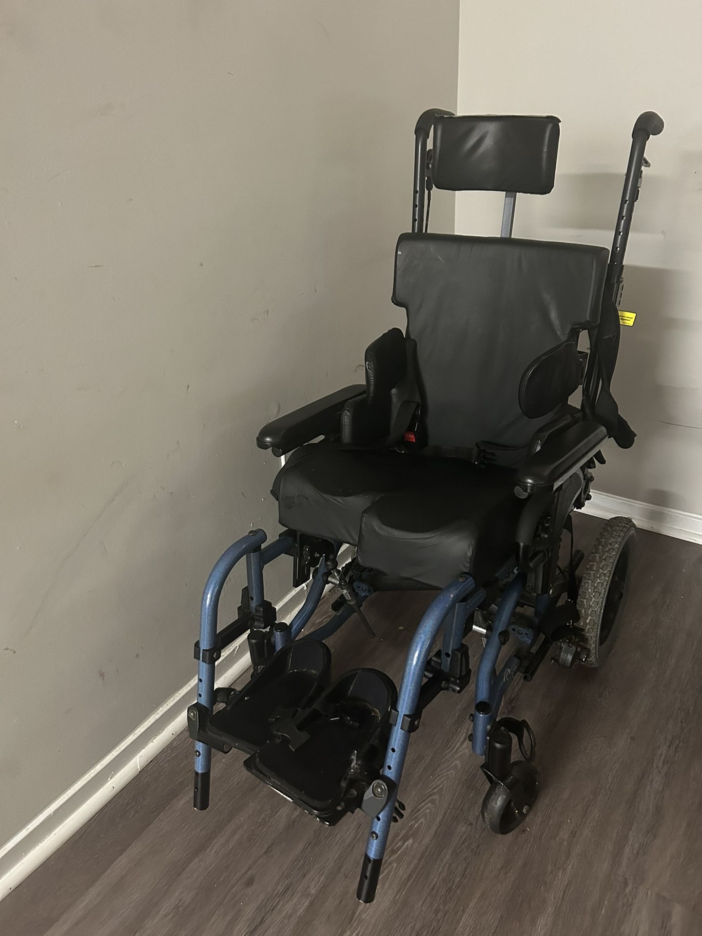 Wheelchair 