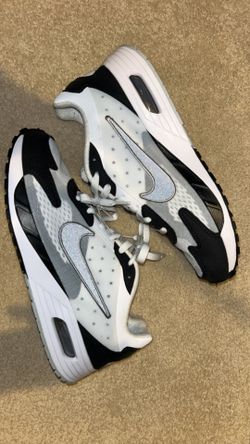 Air Max Solo (Men’s 8.5) 