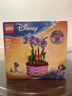 Brand new Lego Encanto