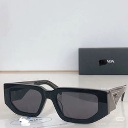 Women sunglasses 