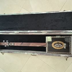3 String Electric Custom Hoyo de Monterrey cigar box Guitar 
