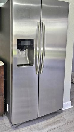 Samsung Refrigerador. Price Including Delivery 