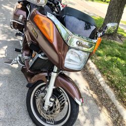 Yamaha Venture Royal W/Vintage Plates 