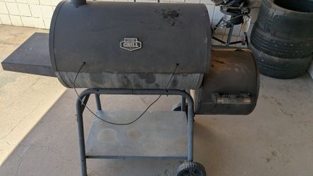 Charcoal grill