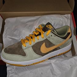 Nike Dunk Low "Dusty Olive"