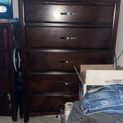 2 Bedroom Dressers 