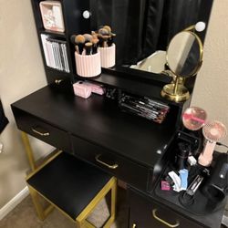 Black & Gold Vanity w/stool