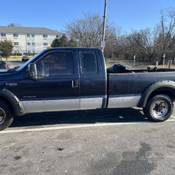 Ford 2500 Diésel Ańo 2000