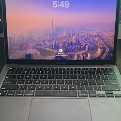 M1 Macbook Air 512gb ssd 16gb ram