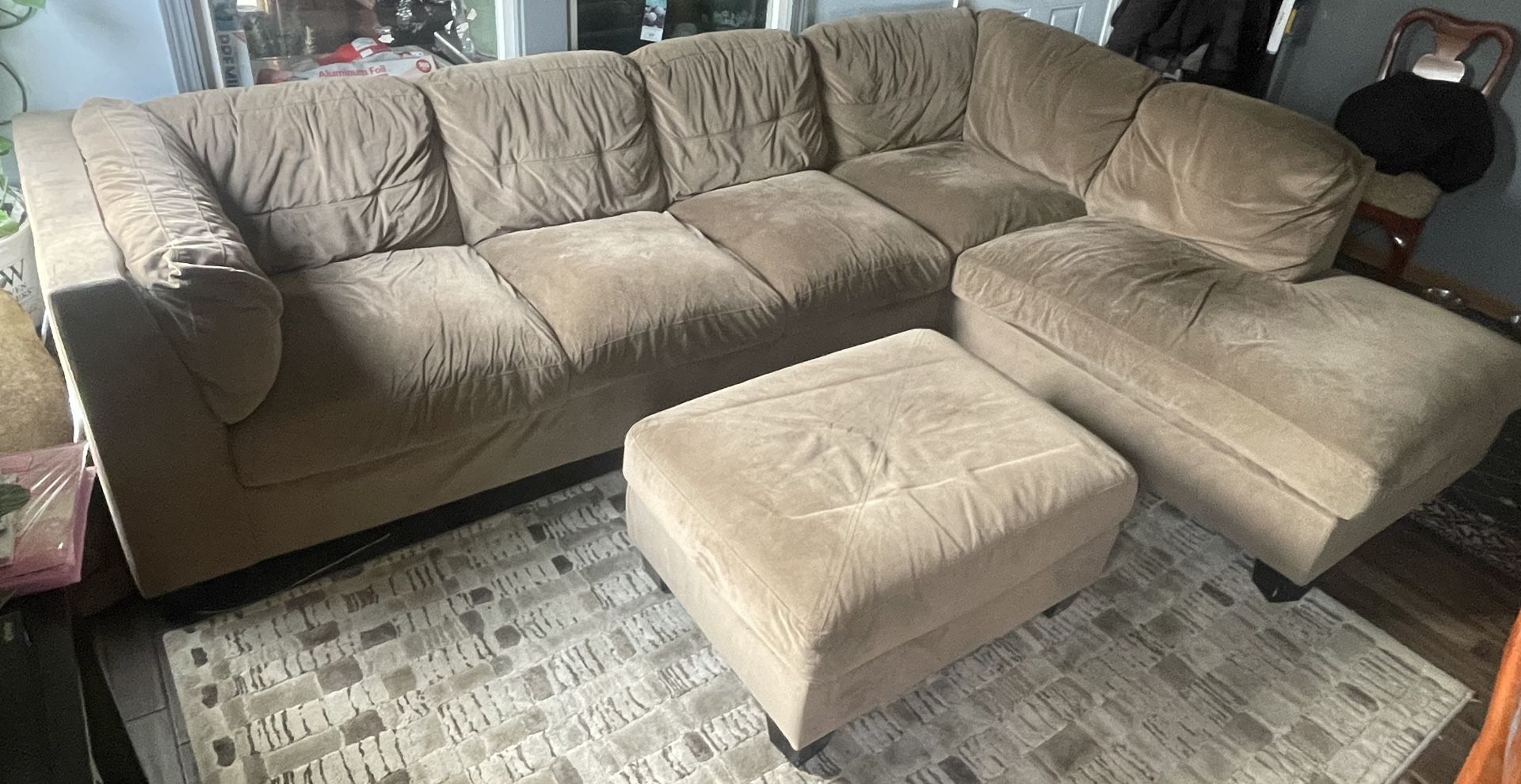 Sectional Sofá/Couch 2-Piece with Ottoman