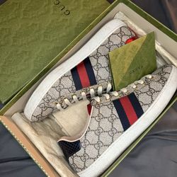 Women’s Gucci Sneakers Size 7.5