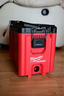 Milwaukee Packout Compact Tool Box