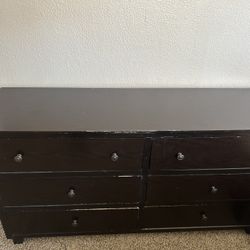 FREE Wooden Dresser