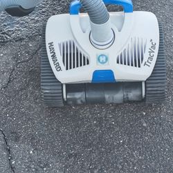 Hayward TracVac Pool Vacuum 