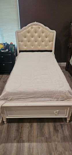 Twin Bed With Mattress