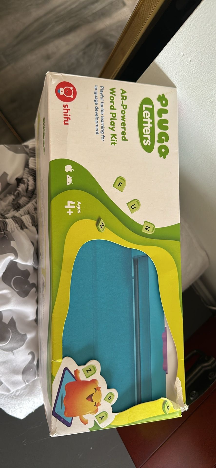 Plugo Letters With Gamepad