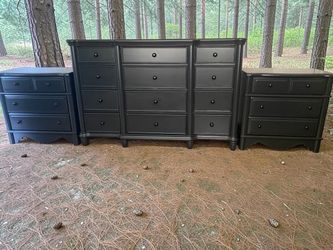 Huge Hamilton Dresser & Nightstands 3pc Bedroom Set Solid Wood Muted Black Satin New
