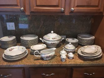 70 pieces dinnerware
