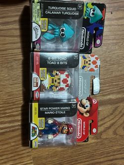 World of Nintendo Super Mario figures 3: Mario, turquoise squid, 8-bit toad