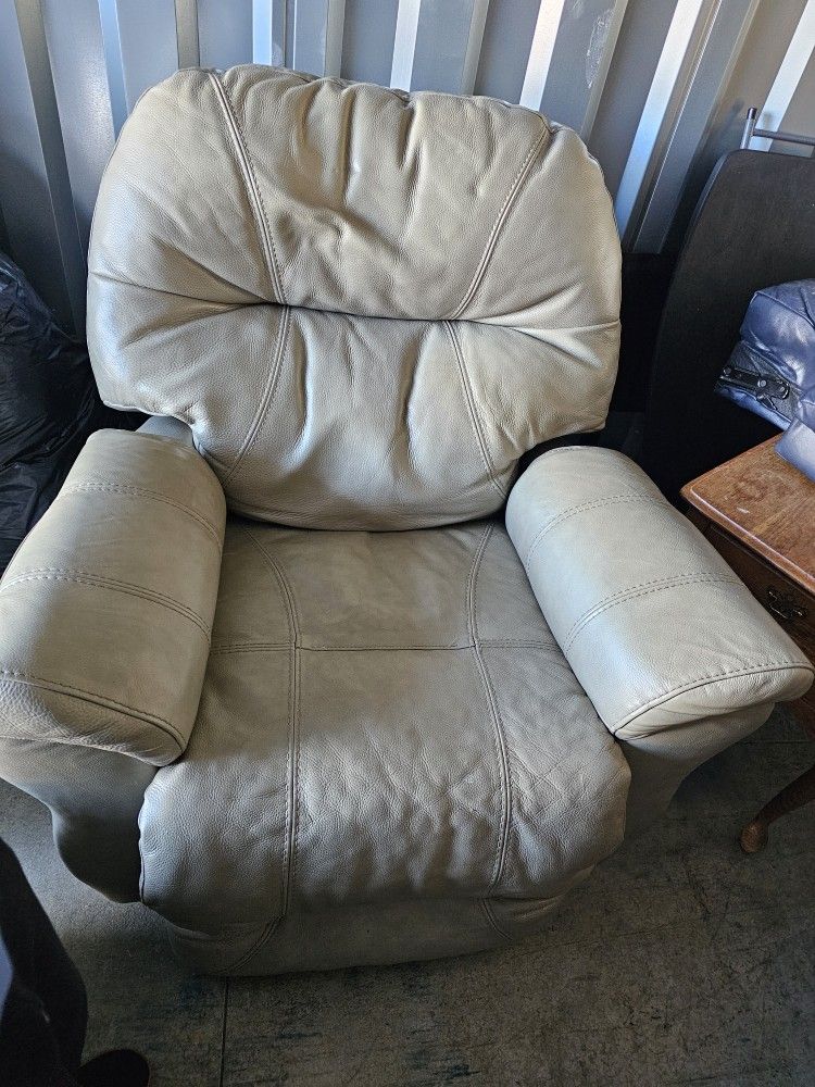 Manual Recliner 