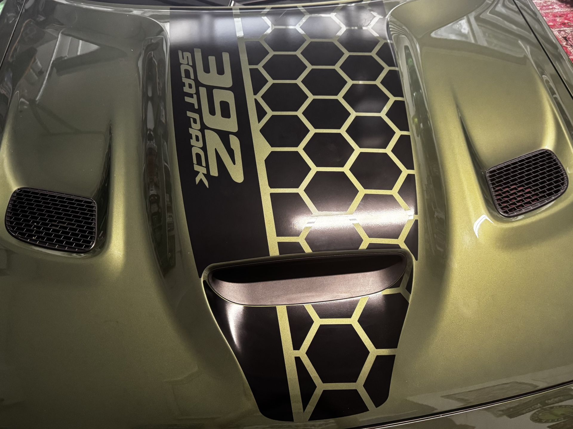 Dodge Challenger Hellcat Hood ( F8 Green W/ Graphic )