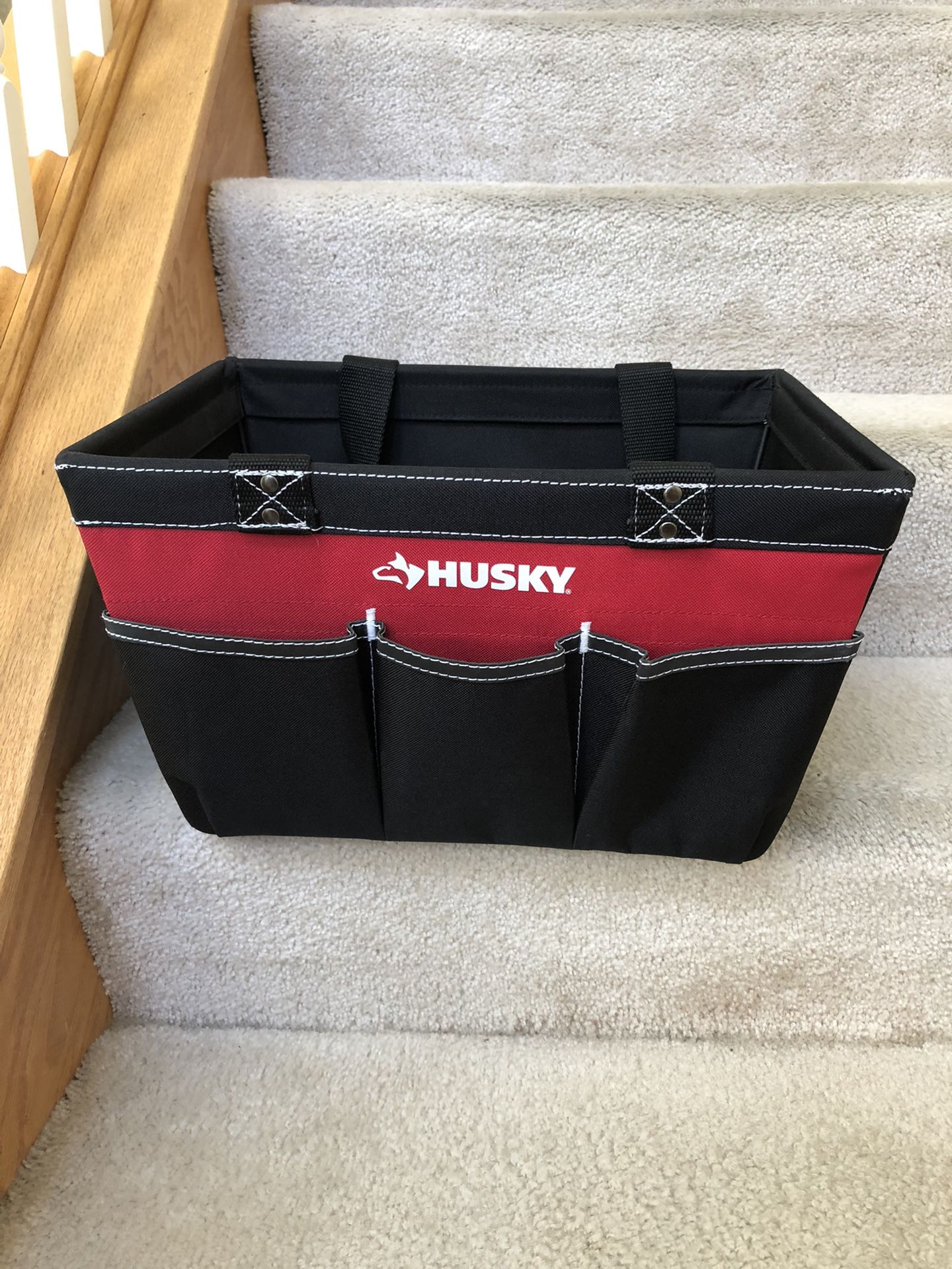 Husky Container