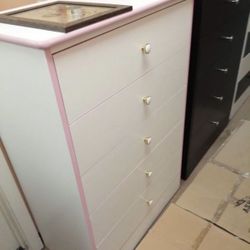 Five Drawers Dresser 