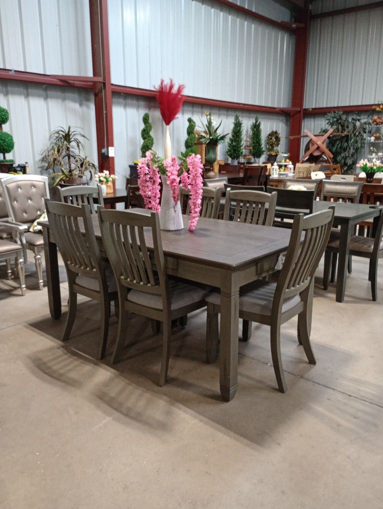 Dining Room Table Set / Comefor
