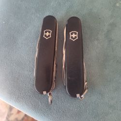 Black Victorinox Tools
