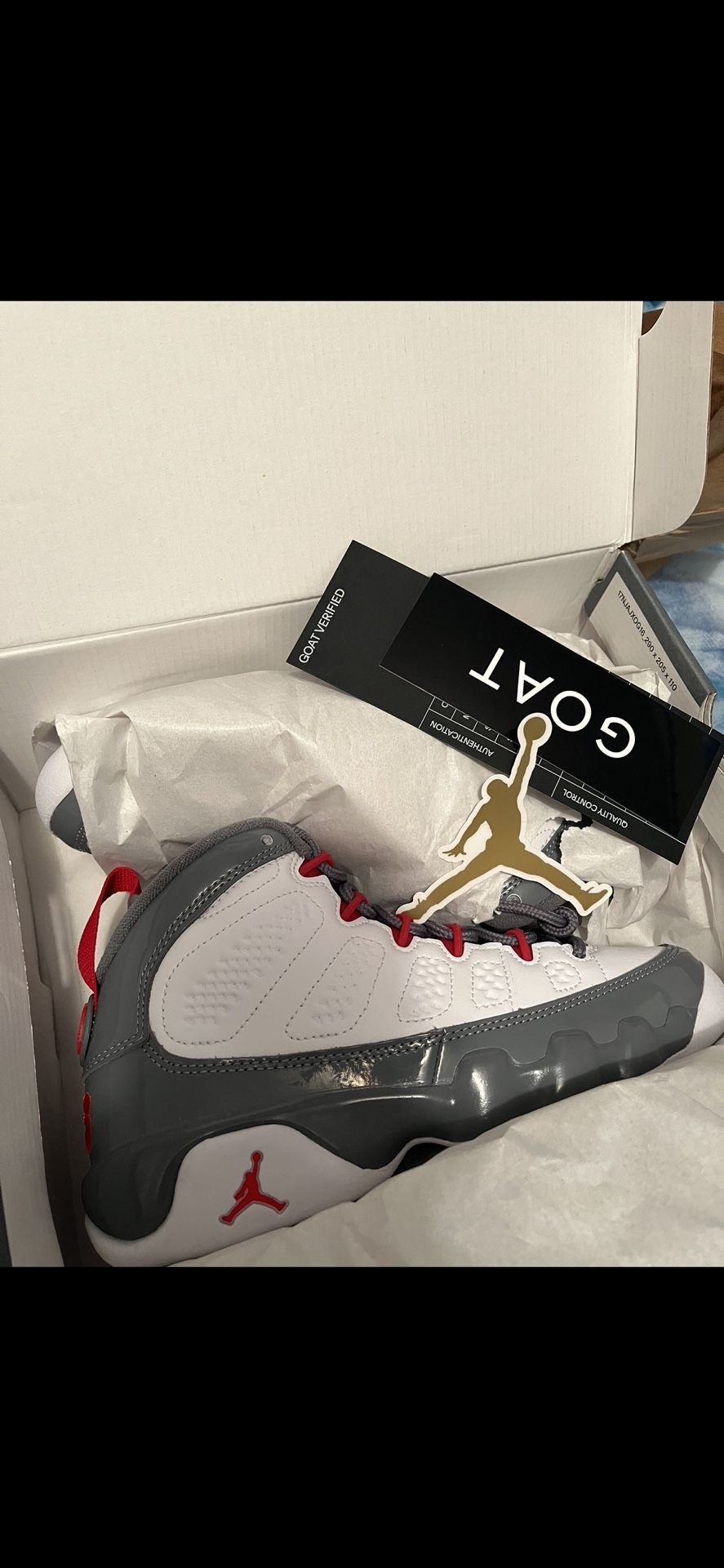 Jordan 9 Fire Red, Size 4