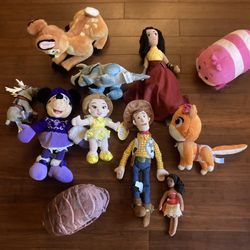 Lot of 11 Disney plush dolls assortment