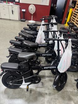 Folding electric bicycle