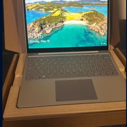 Microsoft Surface Laptop G Platinum