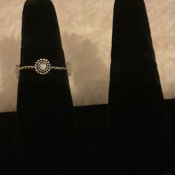 Sterling Silver 925 Ring (size 8.5)