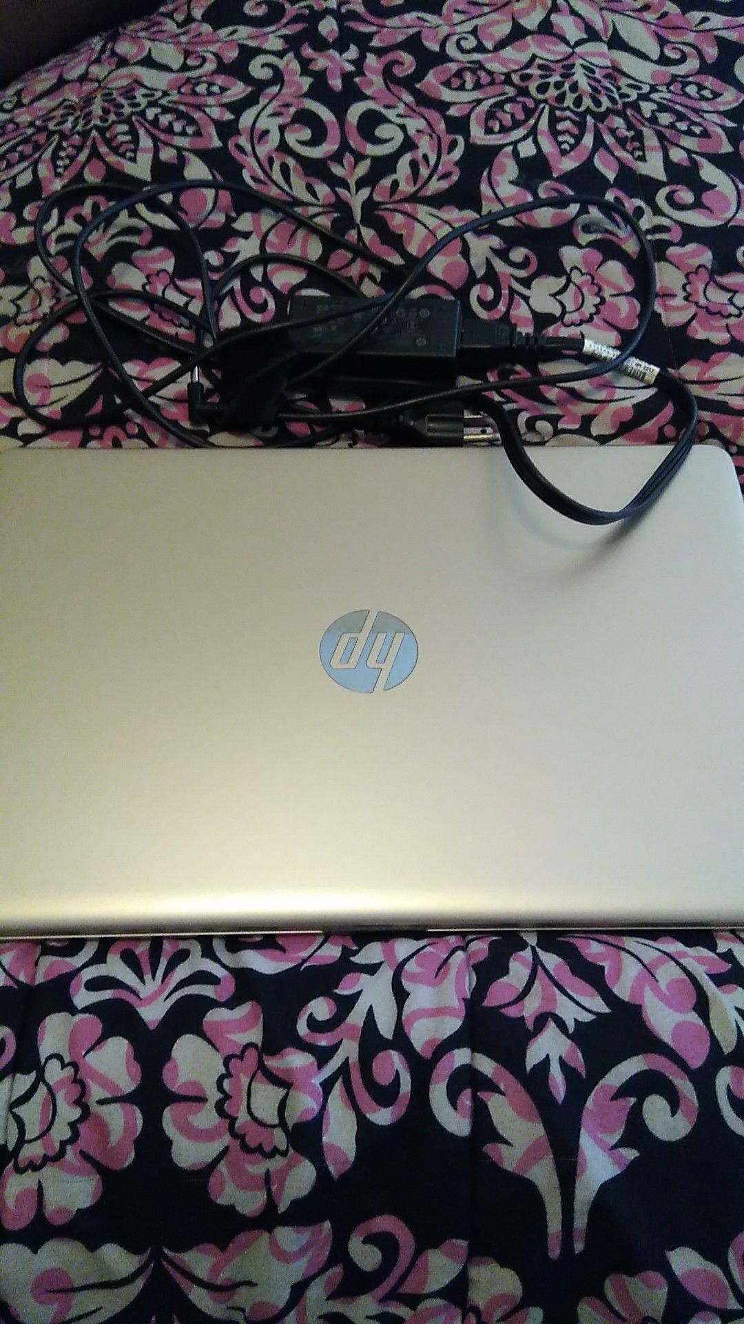HP Pavilion laptop model 15-bw071nr