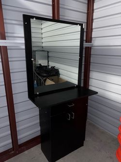 Hairstylist / Barber Vanity