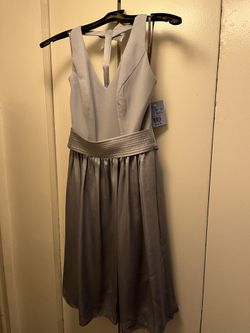 White By Vera Wang  Halter VNeck Dress With Pockets  Size 0 Color Fog