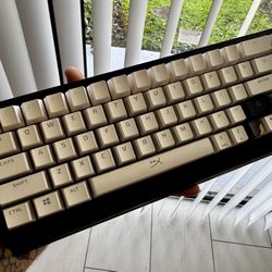 !! RAZER BLACKWIDOW V4 Mini HYPERSPEED 