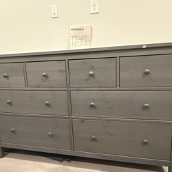IKEA 8 Drawer “Hemnes” Dresser 