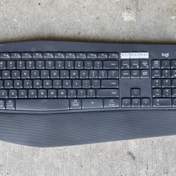 LOGI KEYBOARD