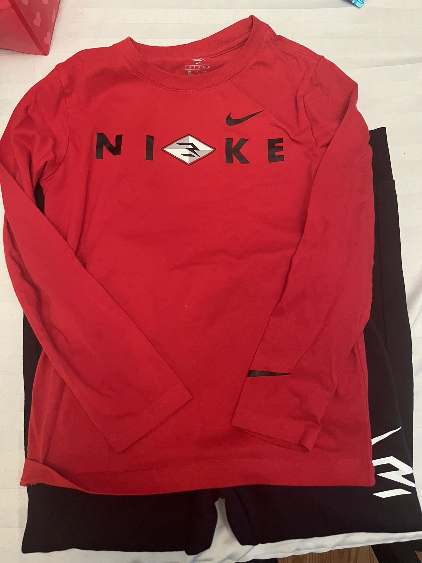 Nike 3BRAND by Russell Wilson Joggers and Long Sleeve Shirt Set Youth  Small (8-10 Years old)