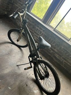 Mongoose bmx Bike